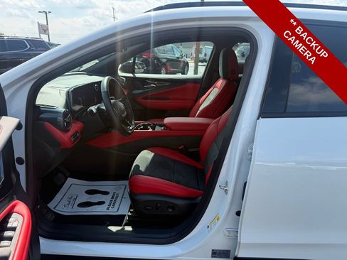 Used 2024 Chevrolet Blazer EV RS AWD/4WD image 12