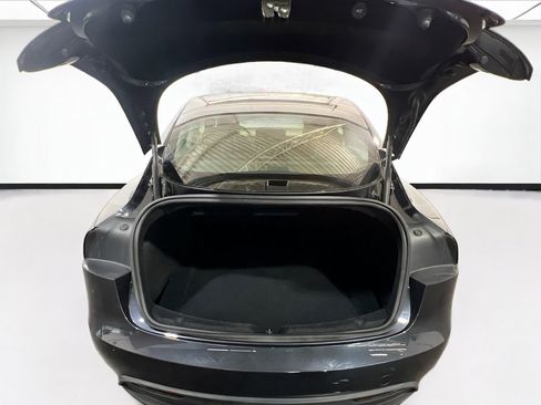 Used 2024 Tesla Model 3 Standard Range RWD image 19