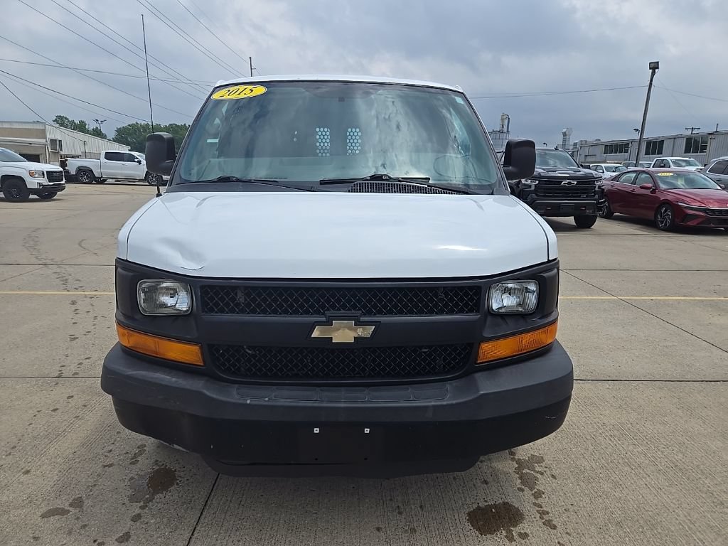 Used 2015 Chevrolet Express 2500 RWD image 4