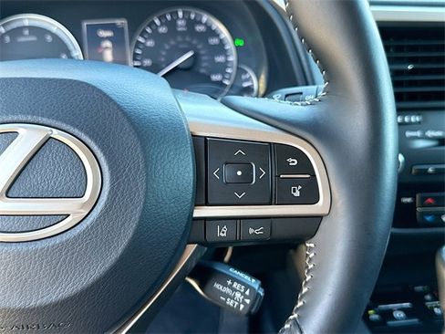 Used 2018 Lexus RX 350L AWD image 40