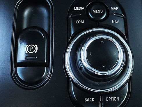 Used 2022 MINI Cooper Clubman S image 51