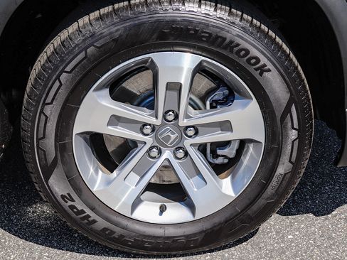 Certified 2025 Honda Pilot EX-L image 11
