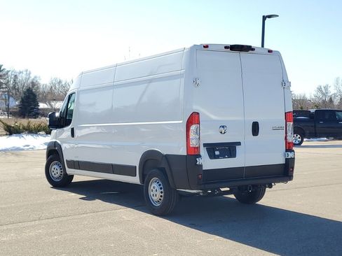 Used 2024 RAM ProMaster 2500 image 3