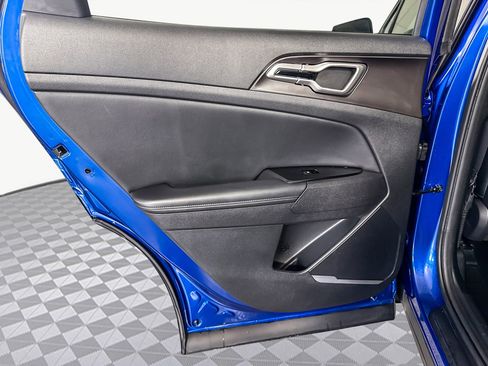 Used 2023 Kia Sportage EX image 26