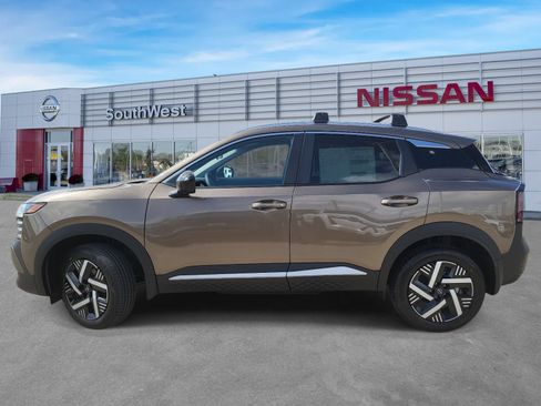 New 2026 Nissan Kicks SV w/ Cold Weather Package FWD image 8