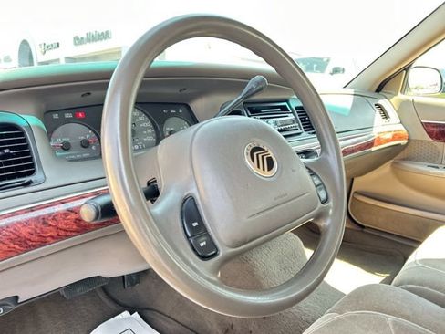 Used 2001 Mercury Grand Marquis GS RWD image 31