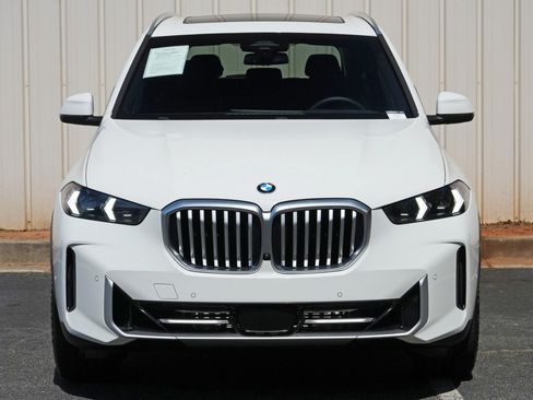 Used 2024 BMW X5 xDrive40i w/ Parking Assistance Package AWD/4WD image 56