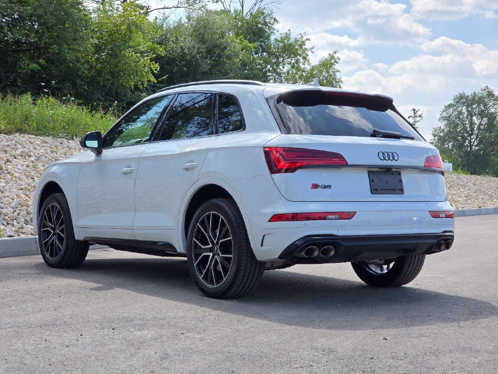 Certified 2024 Audi SQ5 Premium Plus AWD/4WD image 4