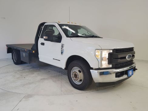 Used 2017 Ford F350 XL w/ Power Equipment Group image 6