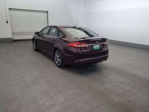Used 2017 Ford Fusion SE w/ Equipment Group 201A FWD image 5