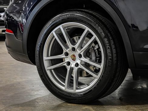 Used 2019 Porsche Cayenne image 49