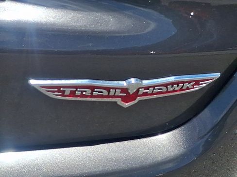 Used 2019 Jeep Compass Trailhawk w/ Cold Weather Group AWD/4WD image 30