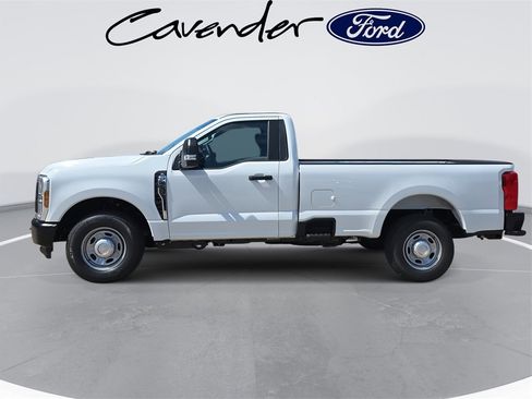 New 2026 Ford F250 XL image 3