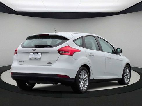 Used 2015 Ford Focus SE image 8