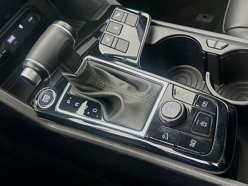 Certified 2025 Kia Sportage X-Pro AWD/4WD image 27