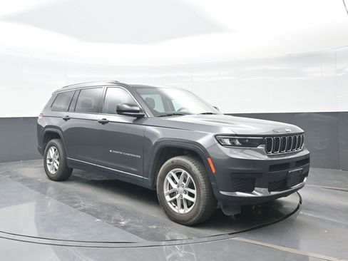 Used 2021 Jeep Grand Cherokee L Laredo w/ Luxury Tech Group I image 9