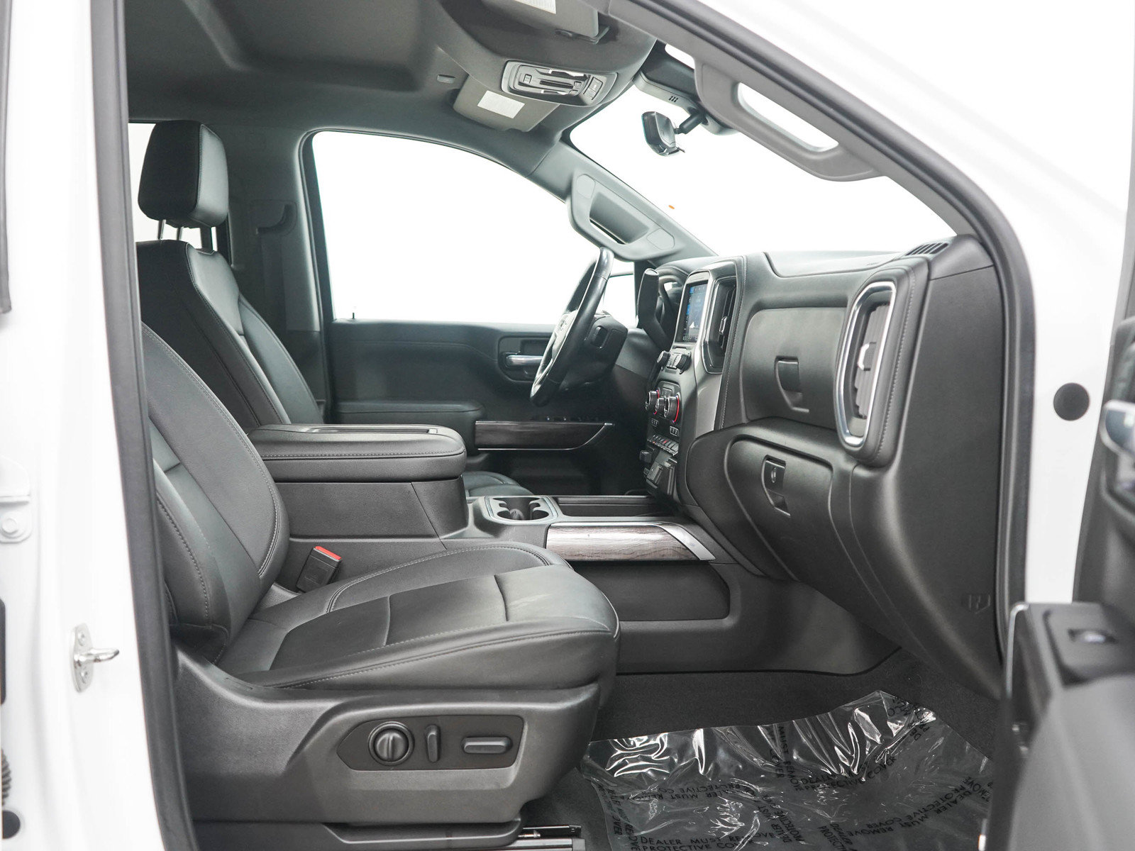 Used 2021 Chevrolet Silverado 1500 LTZ w/ Technology Package AWD/4WD image 11