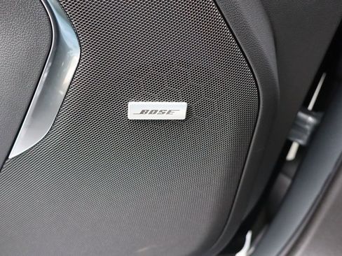 New 2025 Chevrolet Suburban LT w/ Advanced Technology Package image 17