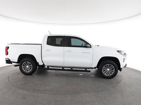 Used 2024 Chevrolet Colorado LT w/ LT Convenience Package III image 13