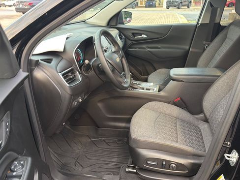 Used 2024 Chevrolet Equinox LT FWD image 10