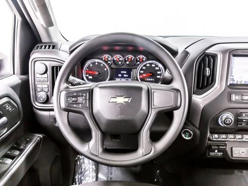 Used 2024 Chevrolet Silverado 2500 Custom w/ Custom Value Package AWD/4WD image 21