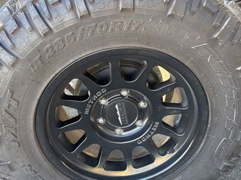 Used 2023 Toyota Tacoma TRD Off-Road image 9