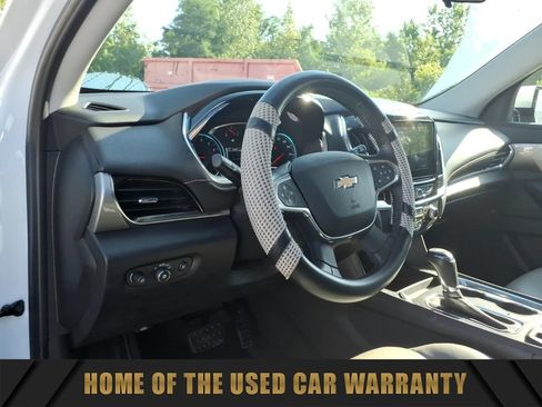 Used 2019 Chevrolet Traverse LT FWD image 16