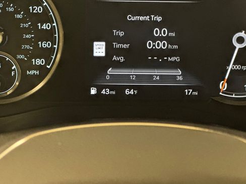 New 2026 Genesis G70 2.5T RWD image 27