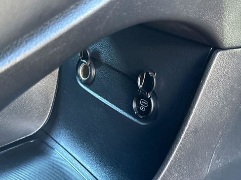 Used 2023 Hyundai Palisade Calligraphy image 17