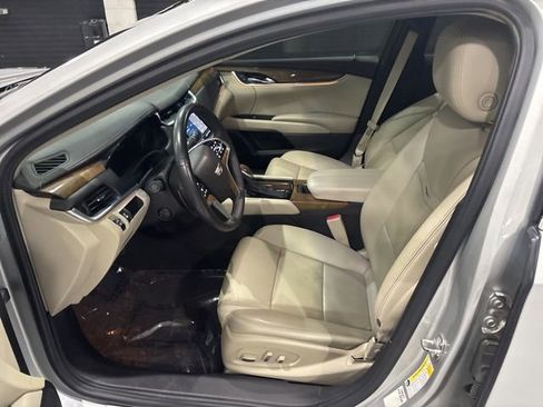 Used 2018 Cadillac XTS Luxury image 9