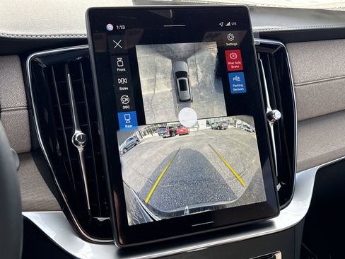 New 2026 Volvo XC90 B5 Plus image 27