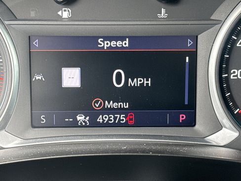 Used 2022 Chevrolet Traverse LT w/ LT Premium Package AWD/4WD image 22