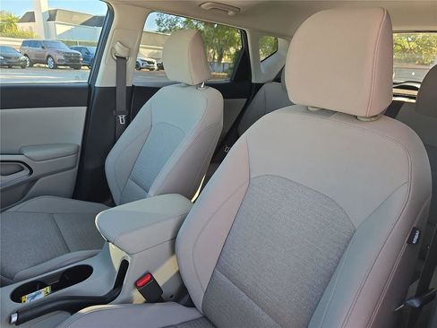 Used 2021 Kia Soul EX image 16