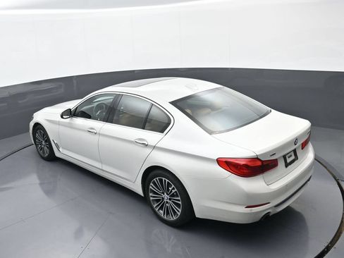Used 2018 BMW 530i xDrive AWD/4WD image 33