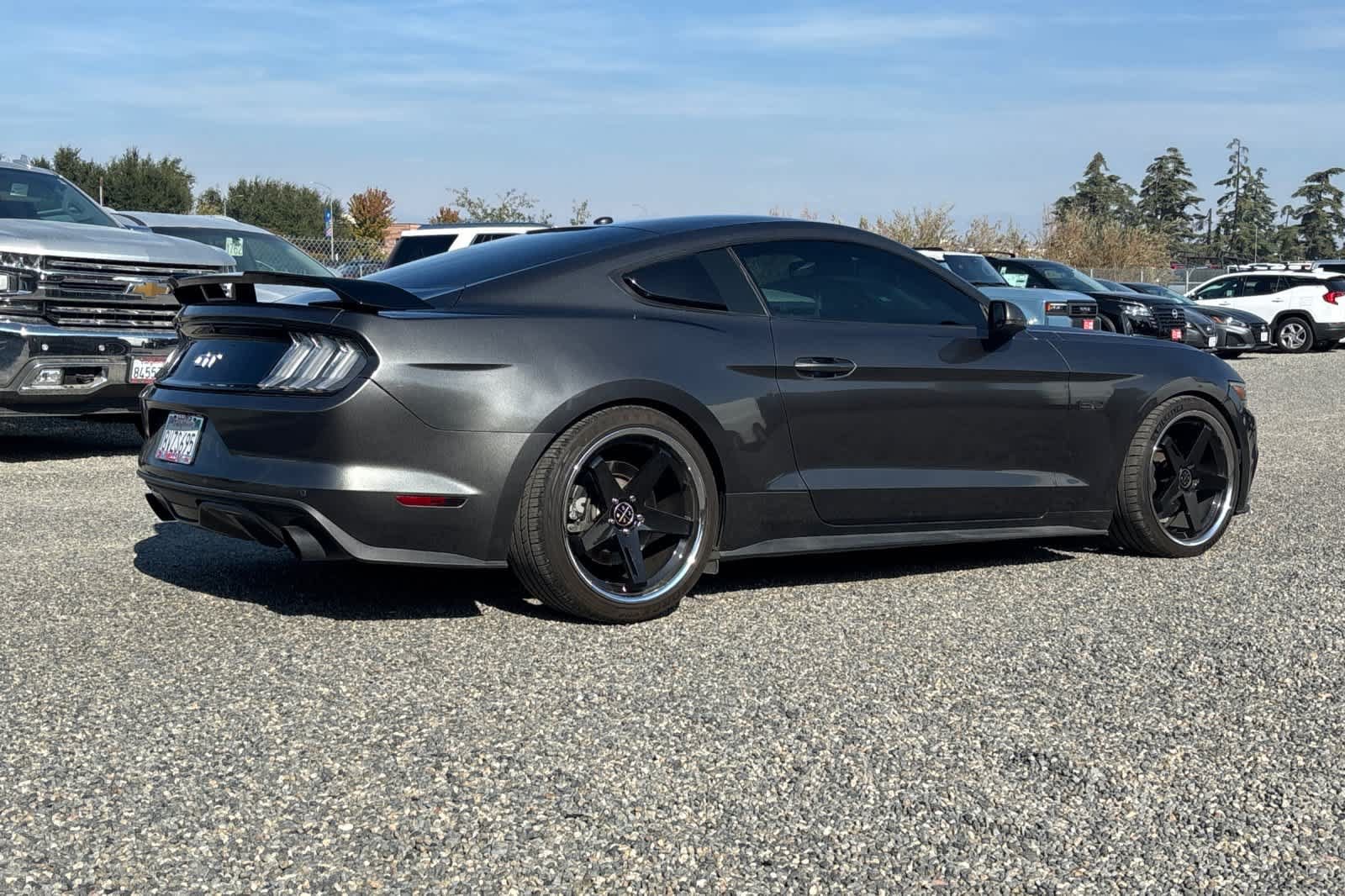Used 2016 Ford Mustang GT Premium w/ Equipment Group 401A RWD image 2
