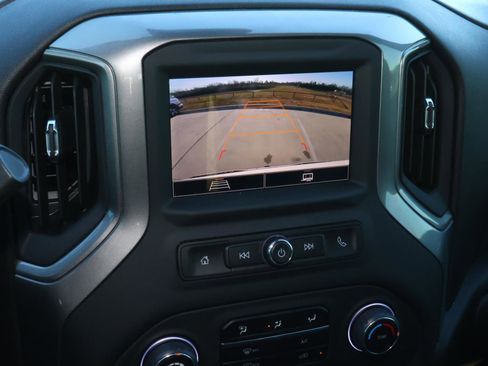 Used 2025 Chevrolet Silverado 1500 Custom image 28