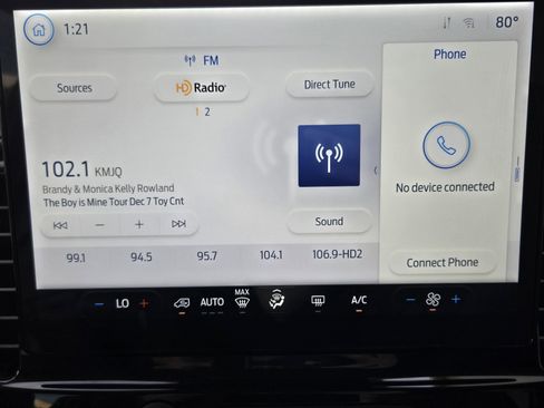 Used 2023 Ford Transit 350 XLT image 11