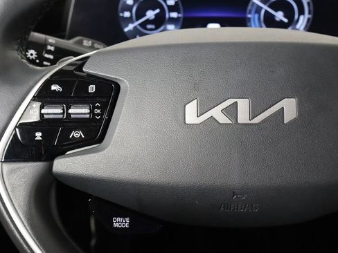 Used 2023 Kia Niro Wind FWD image 8