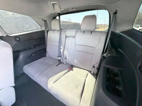 Used 2021 Honda Pilot EX image 29