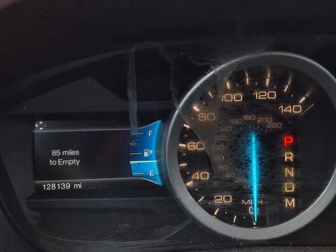 Used 2014 Ford Explorer XLT w/ Equipment Group 202A FWD image 13
