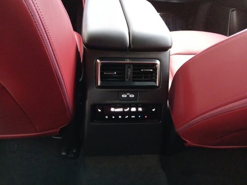 Certified 2025 MAZDA CX-70 Plug-In Hybrid w/ Premium Plus image 12