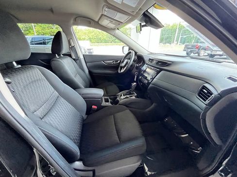 Used 2019 Nissan Rogue S w/ Special Edition Package AWD/4WD image 17