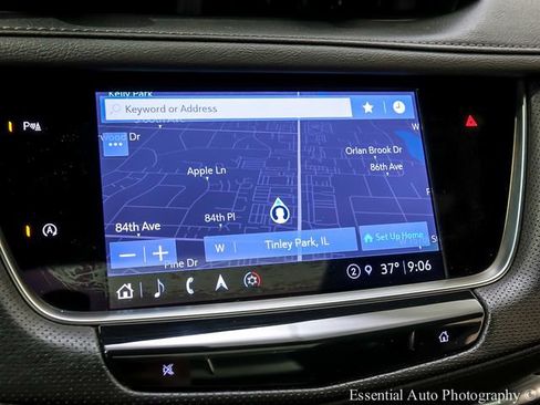 Certified 2025 Cadillac XT5 Premium Luxury image 15