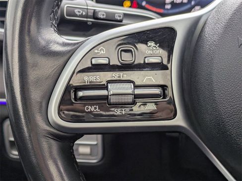 Used 2021 Mercedes-Benz GLS 580 4MATIC image 27