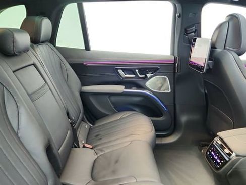 Used 2023 Mercedes-Benz EQS 450+ SUV image 24