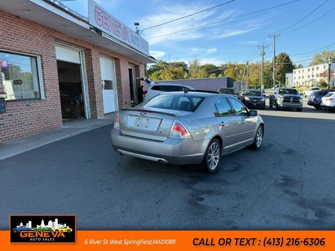 Used 2009 Ford Fusion SE image 4