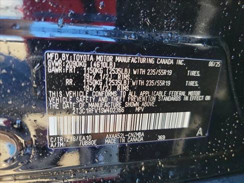 Used 2025 Toyota RAV4 XLE Premium image 24