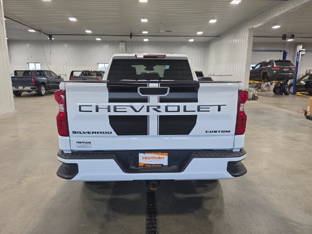 Used 2024 Chevrolet Silverado 1500 Custom w/ Rally Edition AWD/4WD image 7
