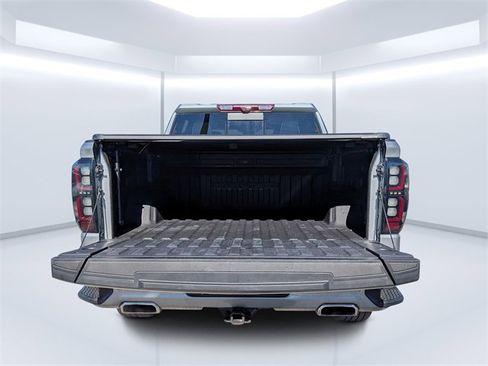 Used 2023 GMC Sierra 1500 Denali Ultimate image 13