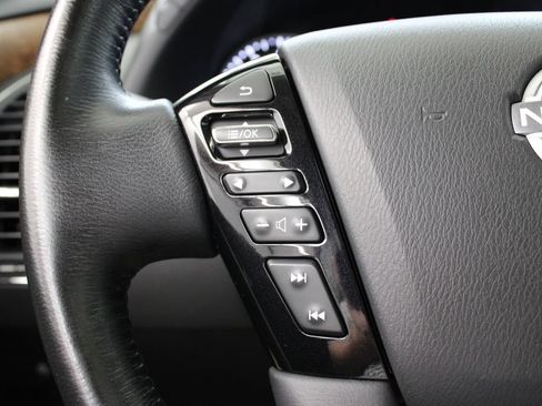 Used 2023 Nissan Armada SL RWD image 29